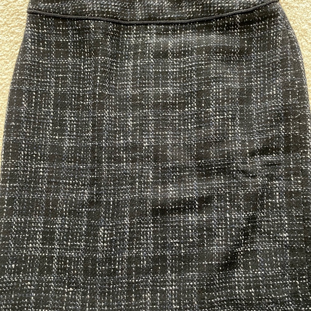 Banana Republic Black and White Pencil Skirt